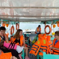 Boat Trip To Visit Hoi An Traditional Village