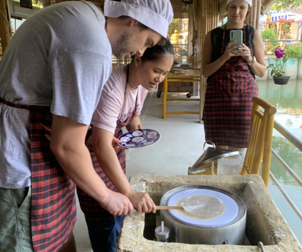 Hoi An Rice Paper Making Class – Cooking Class Tour At Cam Thanh Village