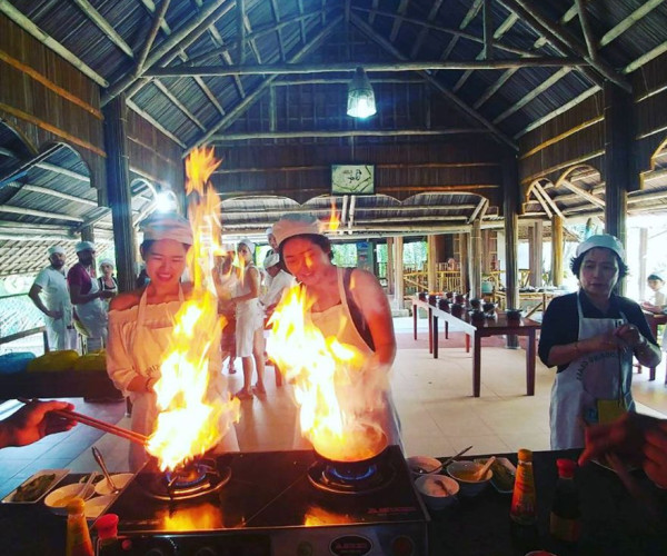 Cam Thanh Coconut Coooking Class Bay Mau Village Hoi An