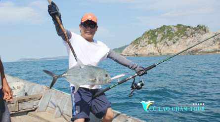 Cham Island Fishing Tour Pick Up At Cua Dai Port