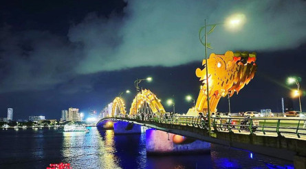 Tips Buying Han River Cruise Ticket And Dinner At Da Nang