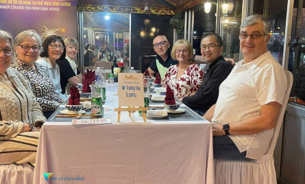 Is the dinner on the dragon boat available every night?