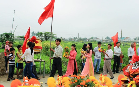 Tra Que Flower Festival: Cau Bong Ceremony of Life and Harvest in Hoi An