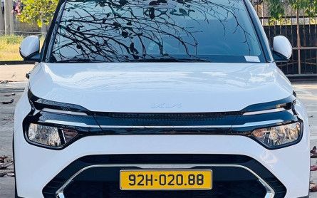 Discover the most affordable and safest car rental budget services in Hoi An, Vietnam.