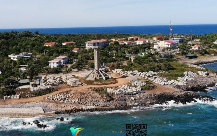 Con Co Quang Tri Lighthouse – A Windy Hill You’ll Always Remember