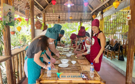 Embrace the Green: A Vegetarian Cooking Class in Tra Que Vegetable Village