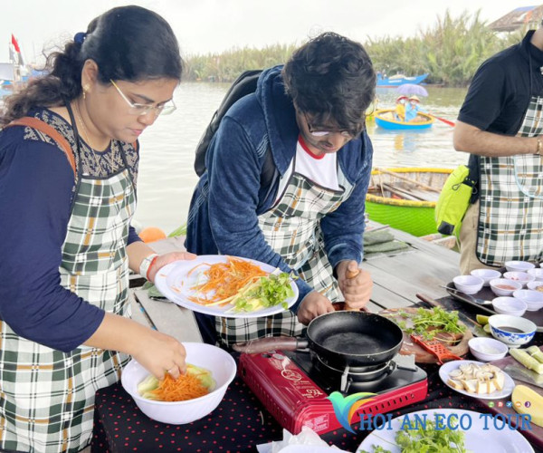 Bay Mau Coconut Cam Thanh Hoi An Cooking Class 1 Day Tour