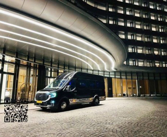 VIP Limousine Rental in Da Nang 2026 | Travel Car Service with Driver